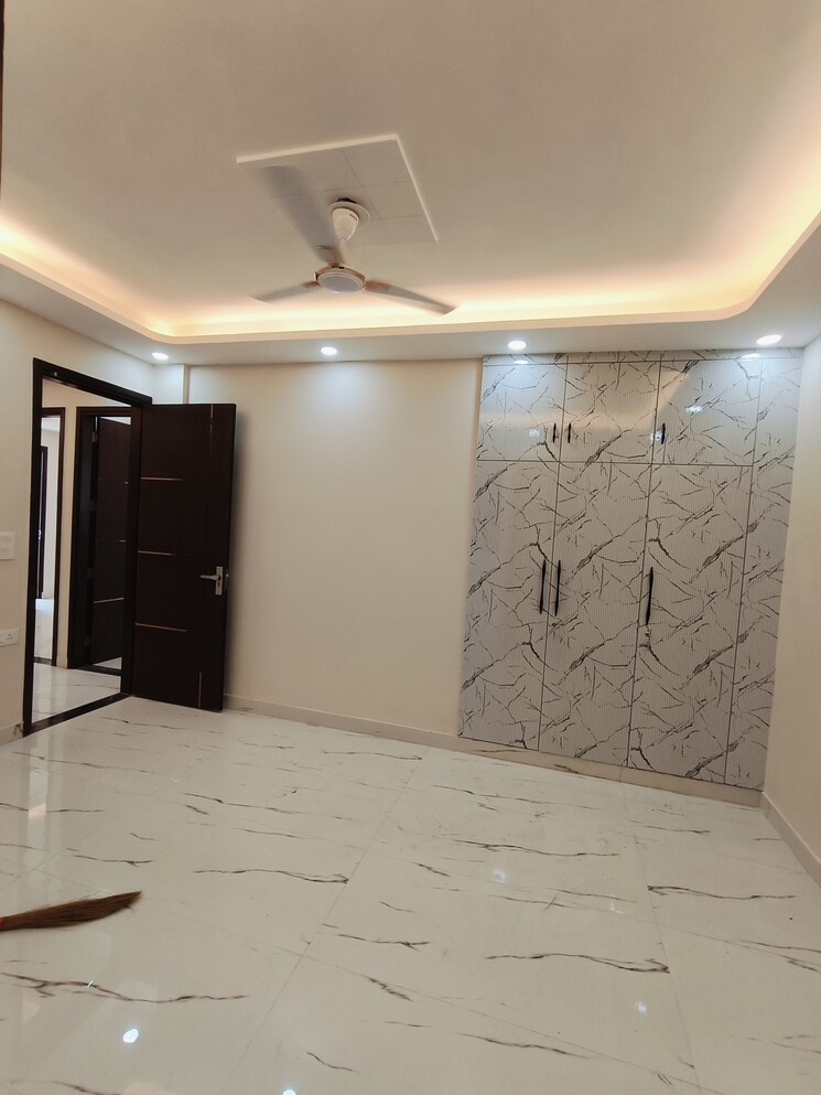 Room, malviya nagar 3 Bedroom 1500 Sq.Ft. Builder Floor In Malviya Nagar Delhi 9070858