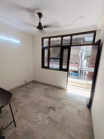 Room in 2 BHK Builder Floor at Malviya Nagar – for Rent