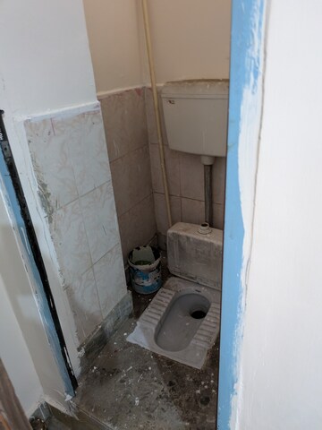 Bathroom in 2.5 BHK Builder Floor at Nirman Vihar – for Rent