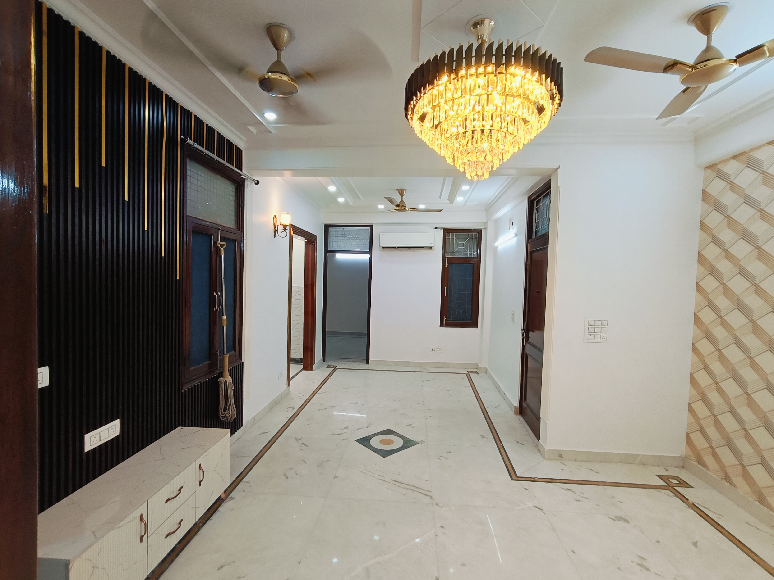 3 BHK Builder Floor For Rent in R-Block Khirki Extension 