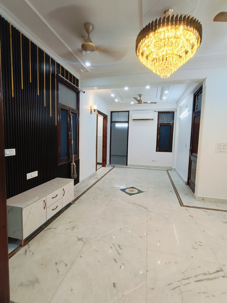 Room, malviya nagar 3 Bedroom 1500 Sq.Ft. Builder Floor In Malviya Nagar Delhi 9070871