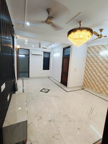 Team Area in 3 BHK Builder Floor at Malviya Nagar – for Rent