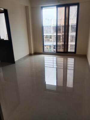 Room in 1 BHK Apartment at Ornate Galaxy, Naigaon East – for Sale