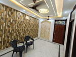 2 BHK 1000 Sq.Ft. Builder Floor in JE-Block Gupta Colony Mal