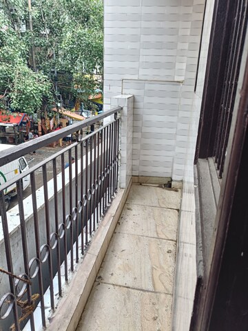 Balcony in 1 BHK Builder Floor at New Ashok Nagar – for Rent