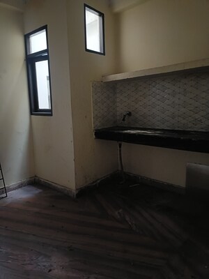 Room in 2 BHK Builder Floor at New Ashok Nagar – for Rent