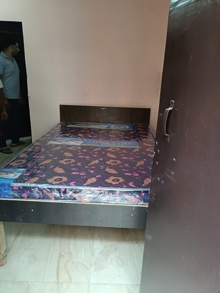 Bedroom, new ashok nagar 2 Bedroom 600 Sq.Ft. Builder Floor In New Ashok Nagar Delhi 9070914