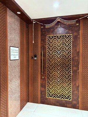 Bedroom in 3 BHK Apartment at Soham Crystal Spires, Ghodbunder Road – for Sale