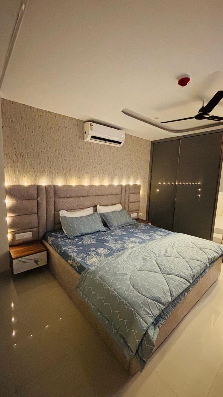 Bedroom, metro-trade-center 1 Bedroom 750 Sq.Ft. Apartment In Vip Road Zirakpur 9070946