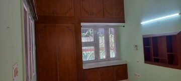 Furnished Amenities in 1.5 BHK Builder Floor at Pamposh Enclave – for Rent