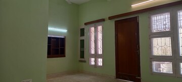 Room in 1.5 BHK Builder Floor at Pamposh Enclave – for Rent