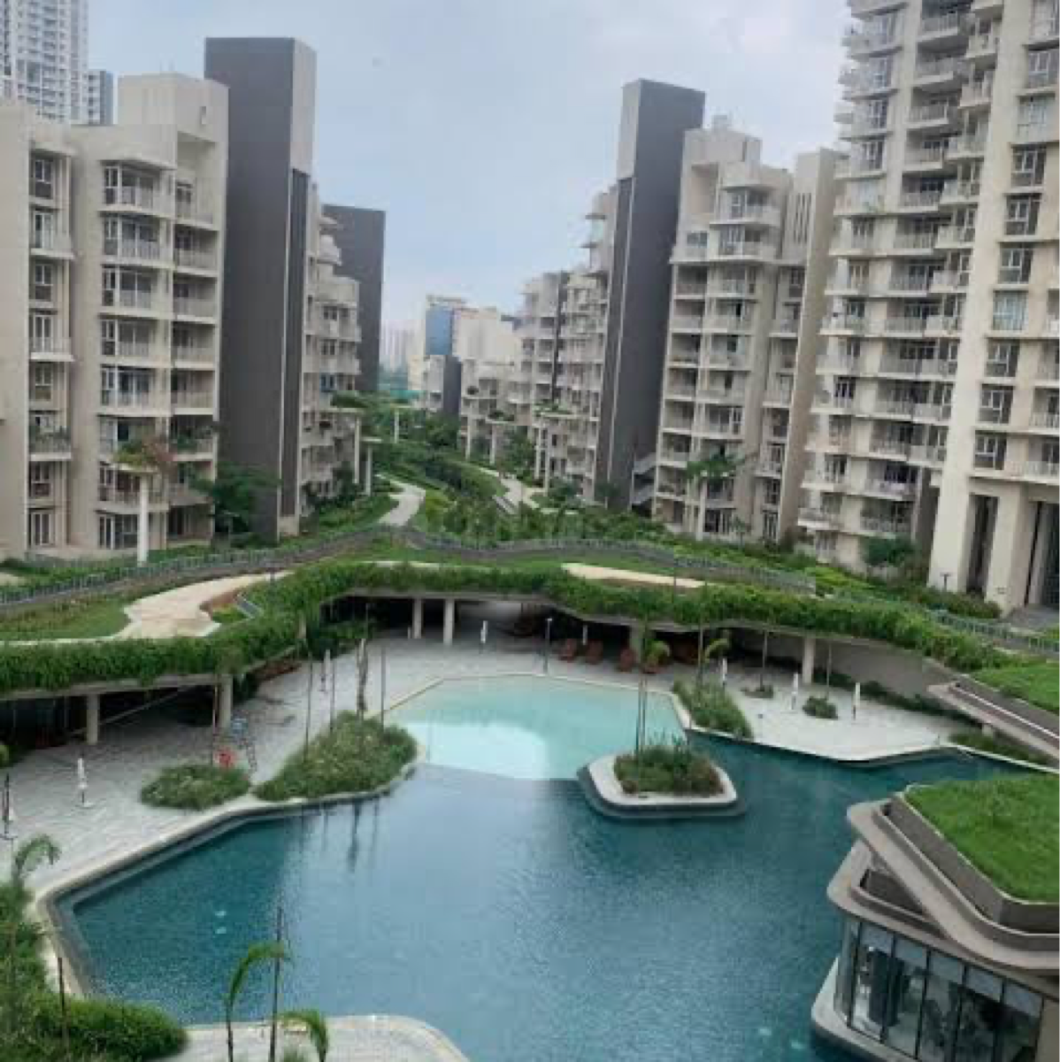 4 BHK + Servant Room 2350 Sq.Ft. Apartment in CHD Avenue 71