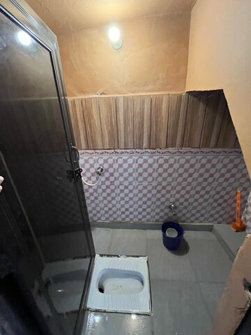 Bathroom in 3 BHK Independent House at Mohan Garden – for Rent