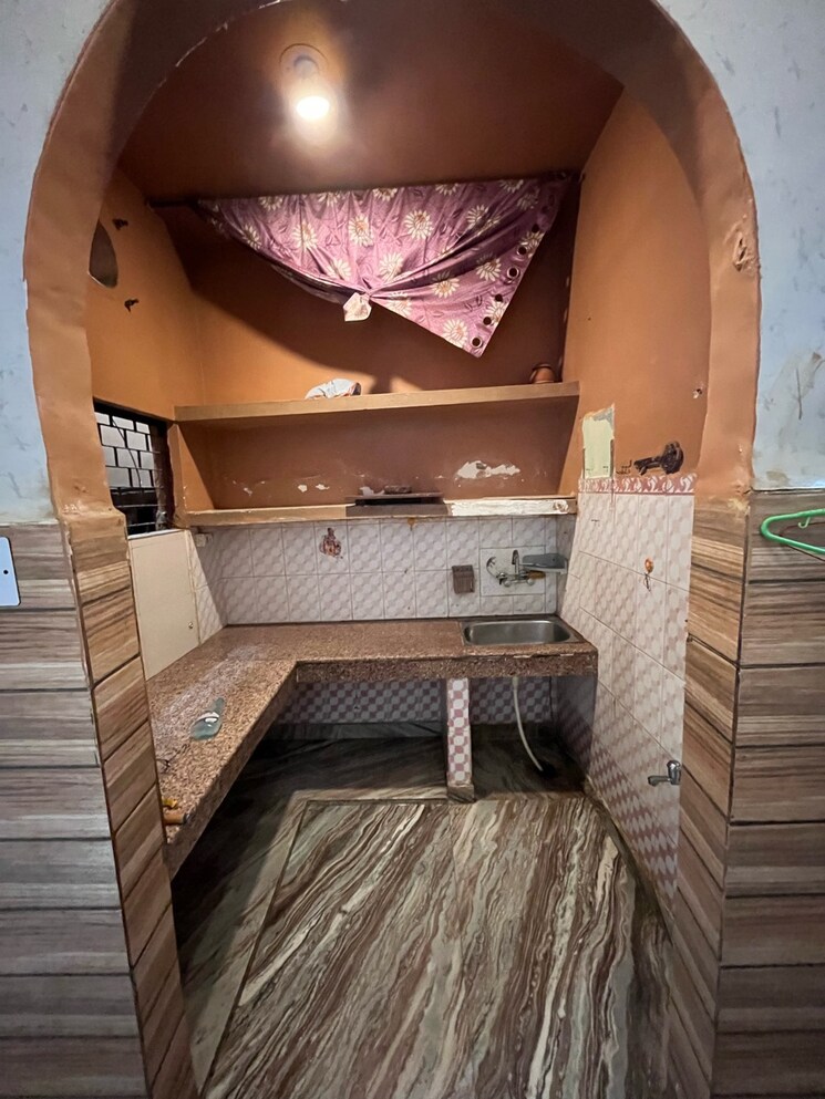 Kitchen, mohan garden 3 Bedroom 550 Sq.Ft. Independent House In Mohan Garden Delhi 9071013