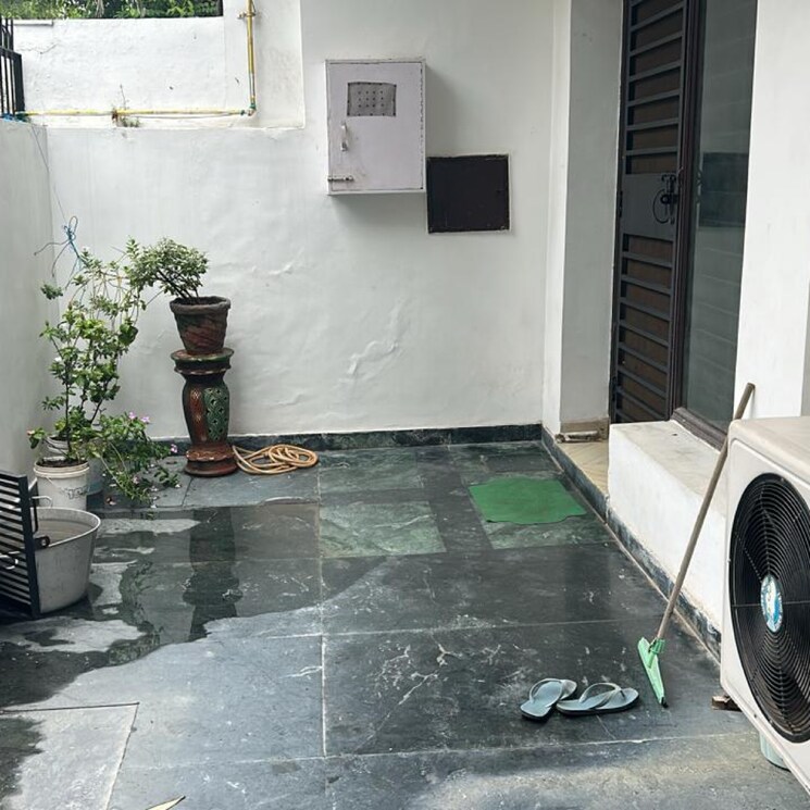 undefined, rwa-apartments-sector-47 5 Bedroom 112 Sq.Ft. Independent House In Sector 47 Noida 9071037