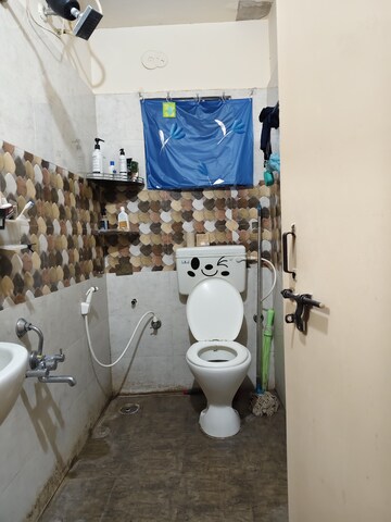Team Area in 1 BHK Apartment at Indiranagar – for Rent