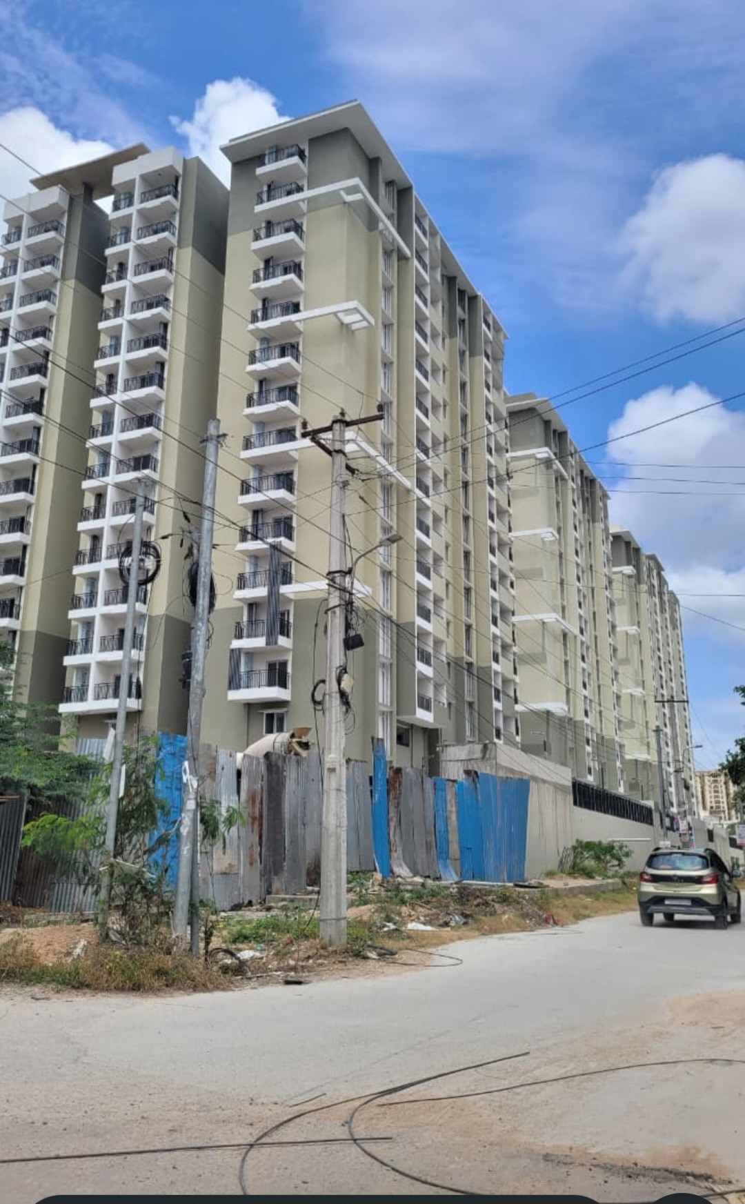 3 BHK + Pooja Room,Study Room Apartment For Sale in Vasavi Lakecity East