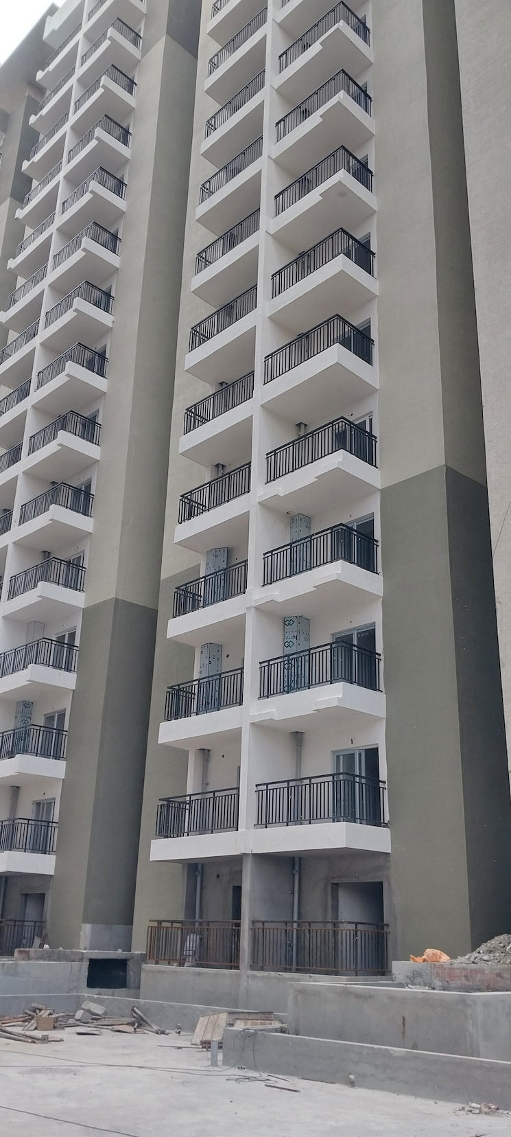 Team Area, vasavi-lakecity-east 3 Bedroom 2240 Sq.Ft. Apartment In Hafeezpet Hyderabad 9071064