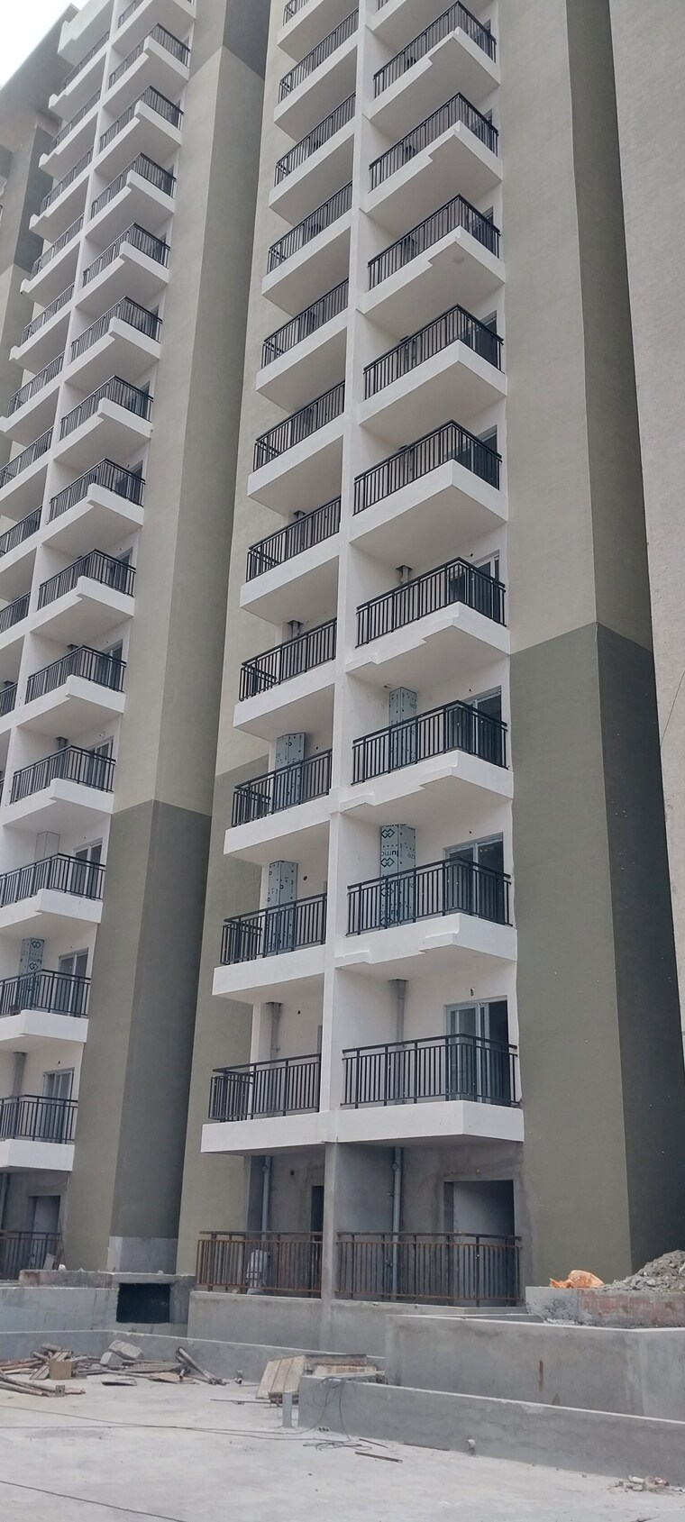 Team Area, vasavi-lakecity-east 3 Bedroom 2240 Sq.Ft. Apartment In Hafeezpet Hyderabad 9071064