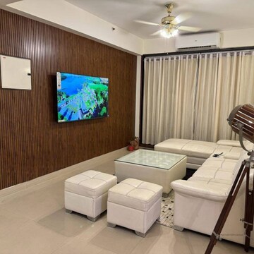 Bedroom in 3 BHK Apartment at Supertech Cape Town, Sector 74 – for Rent