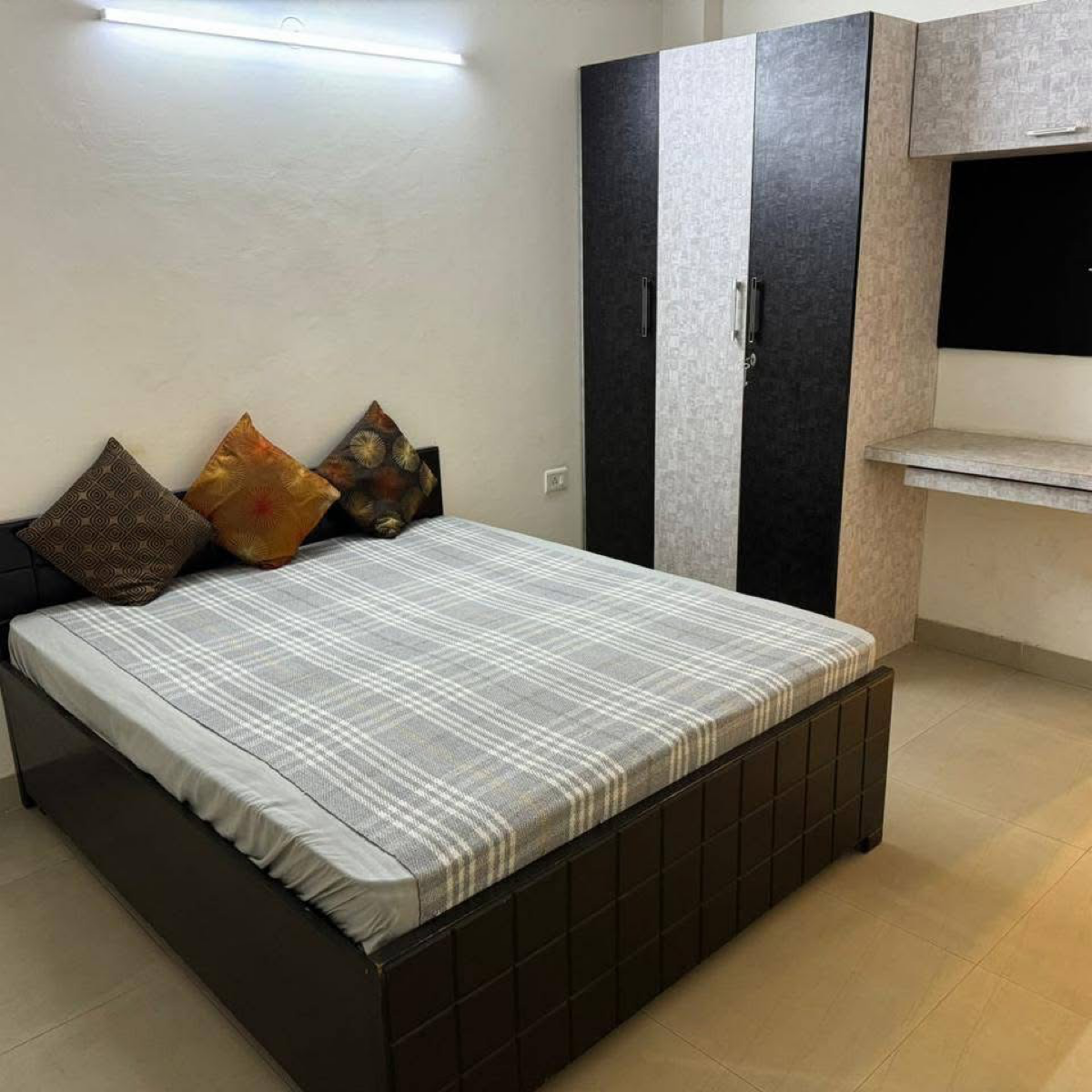 3 BHK + Study Room Apartment For Rent in Supertech Cape Town