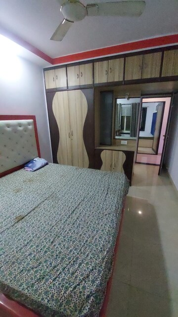 Bedroom in 3 BHK Apartment at Deepak Residency, Vile Parle West – for Rent