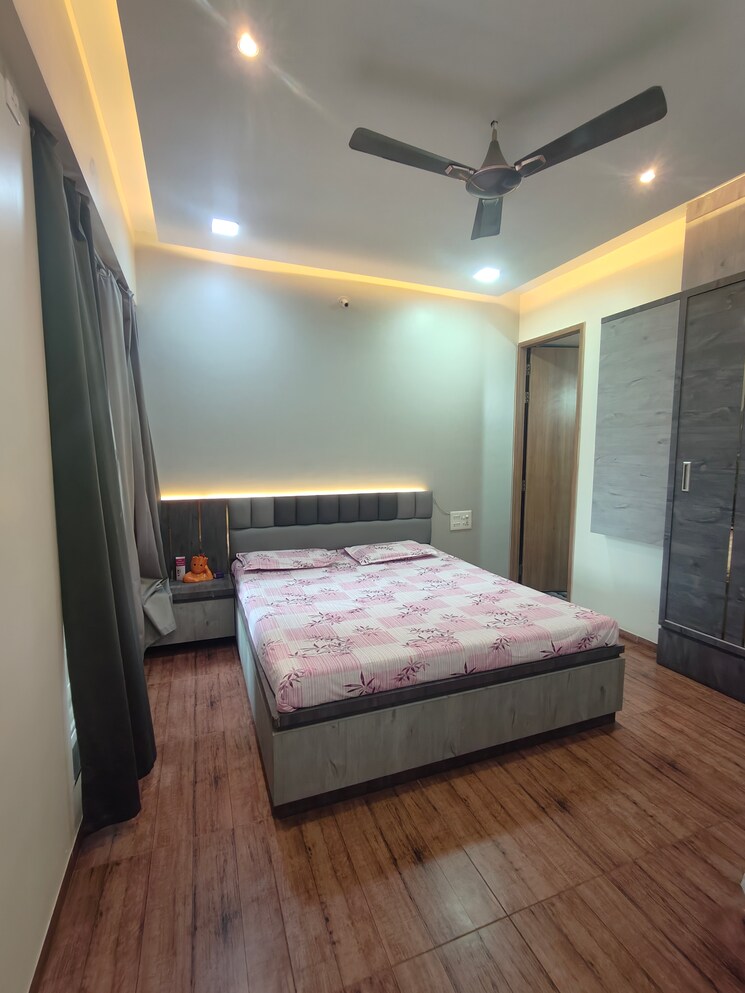 Bedroom, dwarka-lords 3 Bedroom 1650 Sq.Ft. Apartment In Pimple Saudagar Pune 9071114