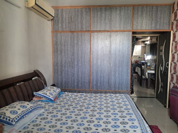 Bedroom, bptp-park-grandeura 3 Bedroom 2000 Sq.Ft. Apartment In Sector 82 Faridabad 9071121