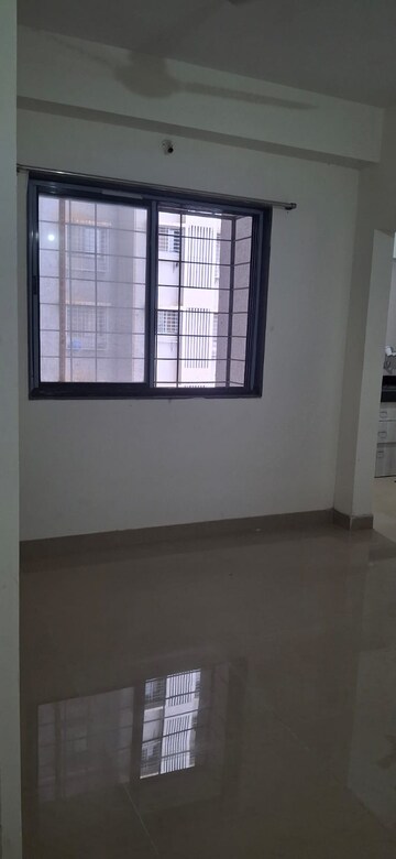 Room in 1 BHK Apartment at Mhada 24 LIG Apartments, Goregaon West – for Rent