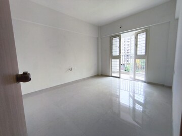 Room in 2 BHK Apartment at V Top Valonia, Punawale – for Rent