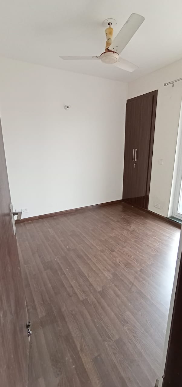 3 BHK + Pooja Room,Study Room 2700 Sq.Ft. Apartment in BPTP Park 81