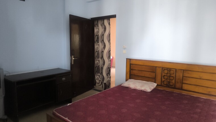 Living Room, bptp-park-81 3 Bedroom 2700 Sq.Ft. Apartment In Sector 81 Faridabad 9071173