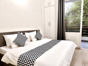 Bedroom in 3 BHK Apartment at Signature Global City 63A, Sector 63a – for Sale
