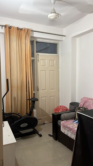Team Area in 2 BHK Builder Floor at Supertech Cape Town, Sector 74 – for Rent