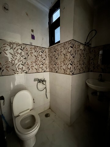 Bathroom in 1 BHK Builder Floor at Saket – for Rent