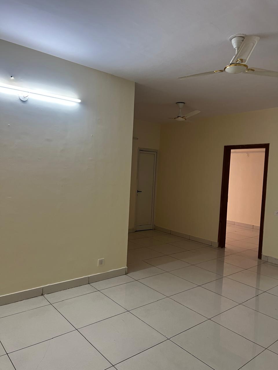 2 BHK Apartment For Rent in Windlass River Valley