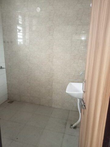 Bathroom in 2 BHK Builder Floor at Sector 52 – for Rent