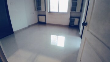 Room in 2 BHK Apartment at Highland Anandvan, Baner – for Sale