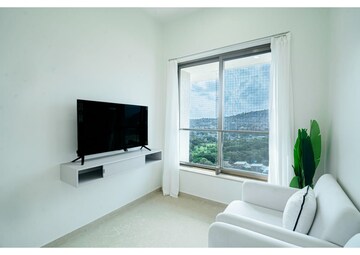 Room in 3 BHK Apartment at Sunteck Avenue 2, Goregaon West – for Sale