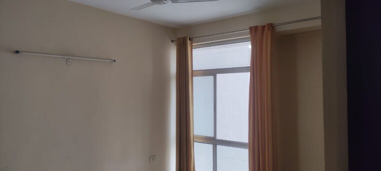Room, sector 89 3 Bedroom 1576 Sq.Ft. Apartment In Sector 89 Faridabad 9071270