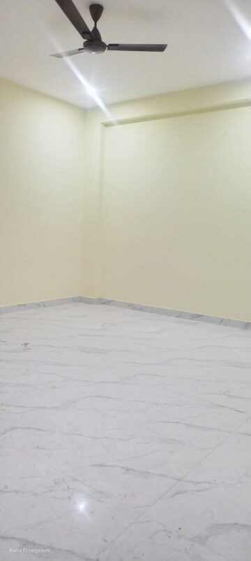 Room in 3 BHK Builder Floor at Ansal Palam Triangle, Palam Vihar Extension – for Rent