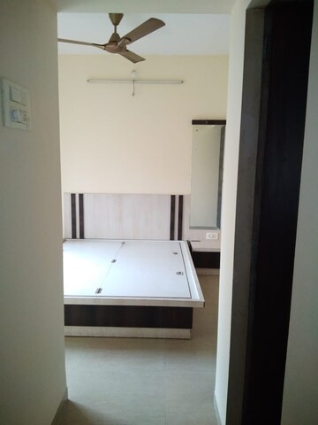 Bedroom in 2 BHK Apartment at Rosa Gardenia, Ghodbunder Road – for Rent