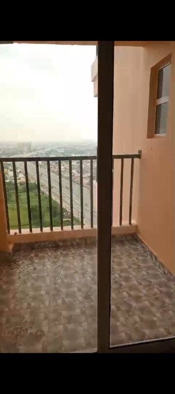 Balcony in 2.5 BHK Apartment at Rise Organic Ghar, Lal Kuan – for Rent