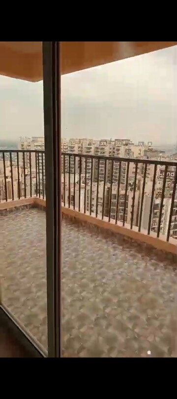 Balcony in 2.5 BHK Apartment at Rise Organic Ghar, Lal Kuan – for Rent