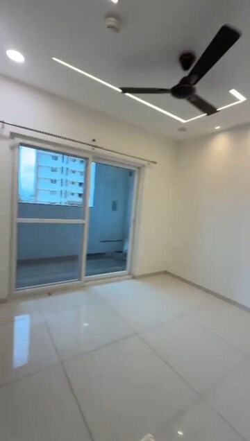 Room in 3 BHK Apartment at Rajapushpa Provincia, Narsingi – for Rent