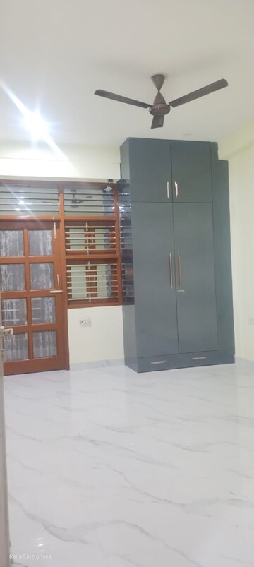 Room in 1 BHK Builder Floor at Ansal Palam Triangle, Palam Vihar Extension – for Rent