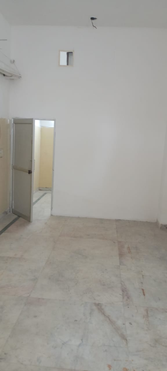 2 BHK Builder Floor For Rent in Lajpat Nagar i 
