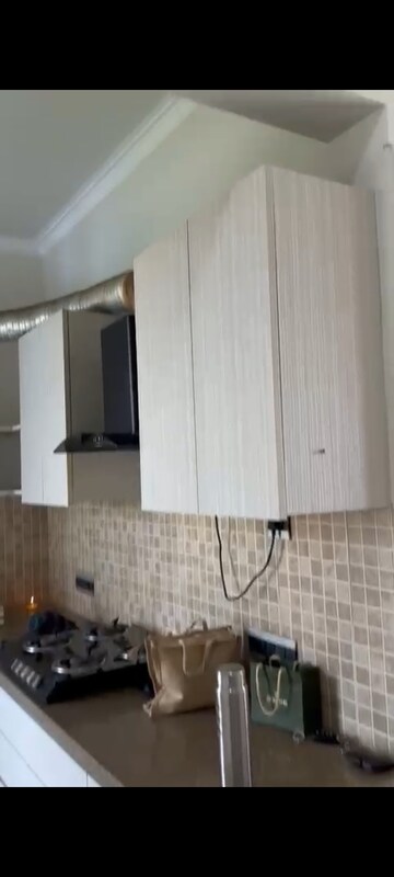 Bathroom in 2 BHK Builder Floor at Central Park Flower Valley Aqua Front Towers, Sohna Sector 33 – for Rent