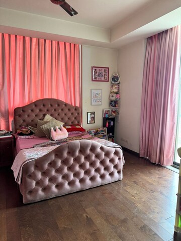 Bedroom in 3.5 BHK Apartment at M3M Golf Estate, Sector 65 – for Sale