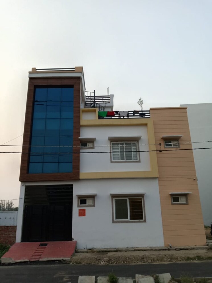 Exterior View, gomti nagar 2 Bedroom 1200 Sq.Ft. Independent House In Gomti Nagar Lucknow 9071350